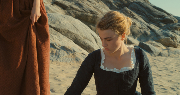 Portrait de la jeune femme en feu-6